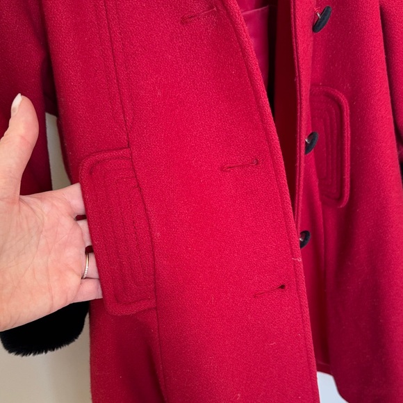 100% wool Red Kids Coat with Black faux fur Accents - Picture 8 of 16